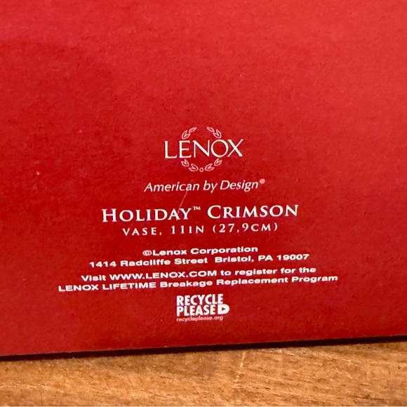 Lenox Holiday Crimson 11” Glass Vase with Box - Picture 13 of 13